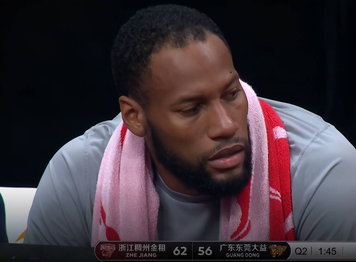 爱游戏官方-史诗对决！乒乓球上演极限翻盘