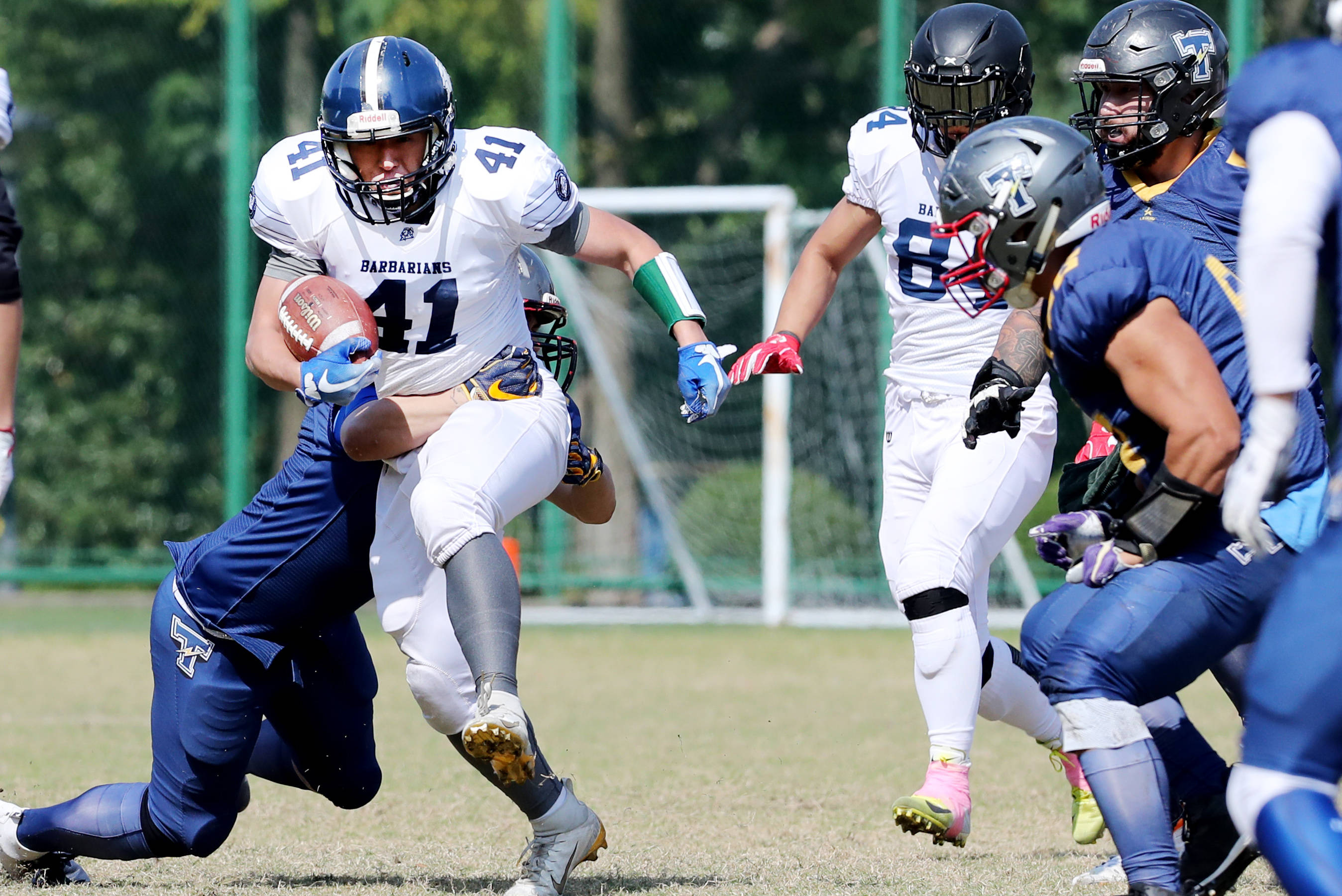 爱游戏下载-橄榄球决赛震撼开打，巅峰对决引爆全场