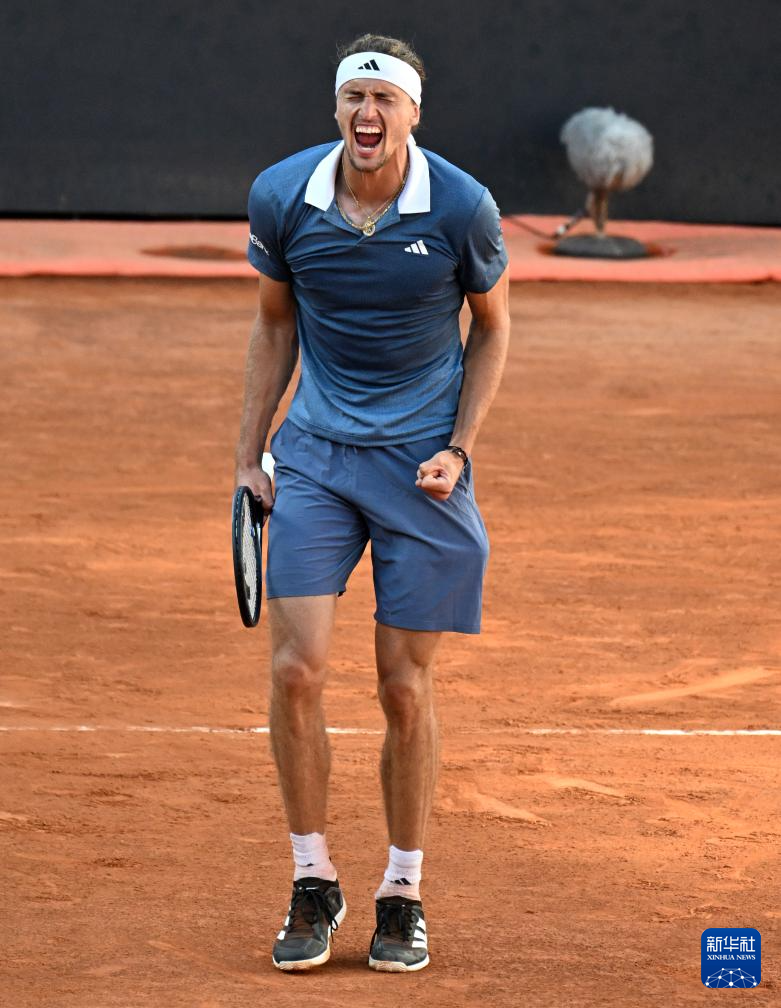 爱游戏下载-法网绝杀美网，兹维列夫带队取胜