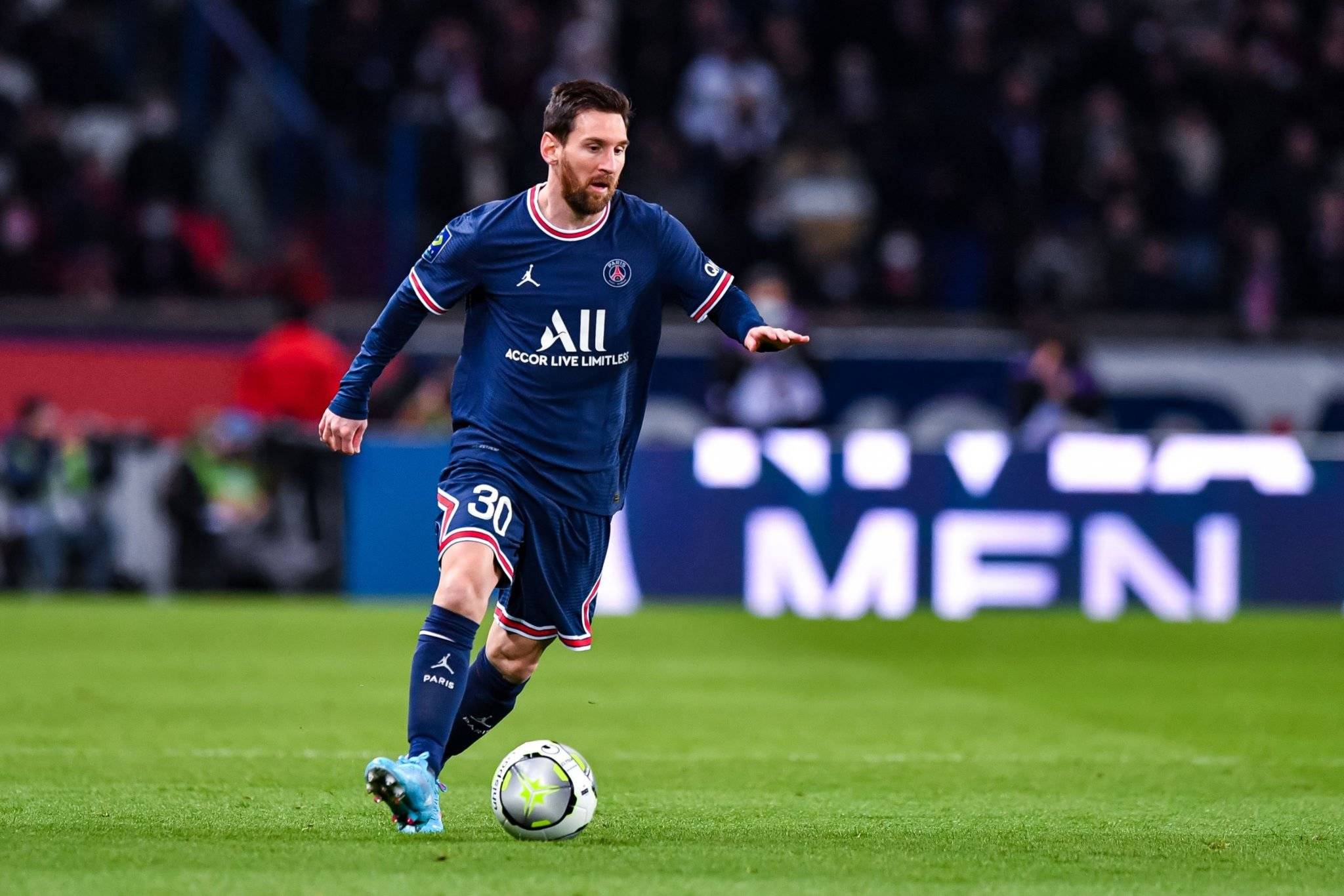 挪威翻盘中国，梅西惊艳四座