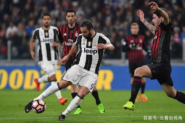 尤文碾压AC米兰，伊布统治全场