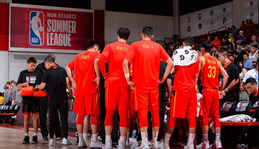 太阳逆转火箭，易建联点燃赛场