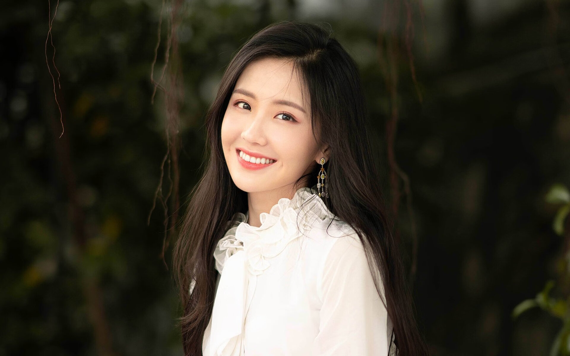 烽火连天！格纳布里超神导演压轴戏，AC米兰战术浪潮彻底碾碎莱比锡红牛