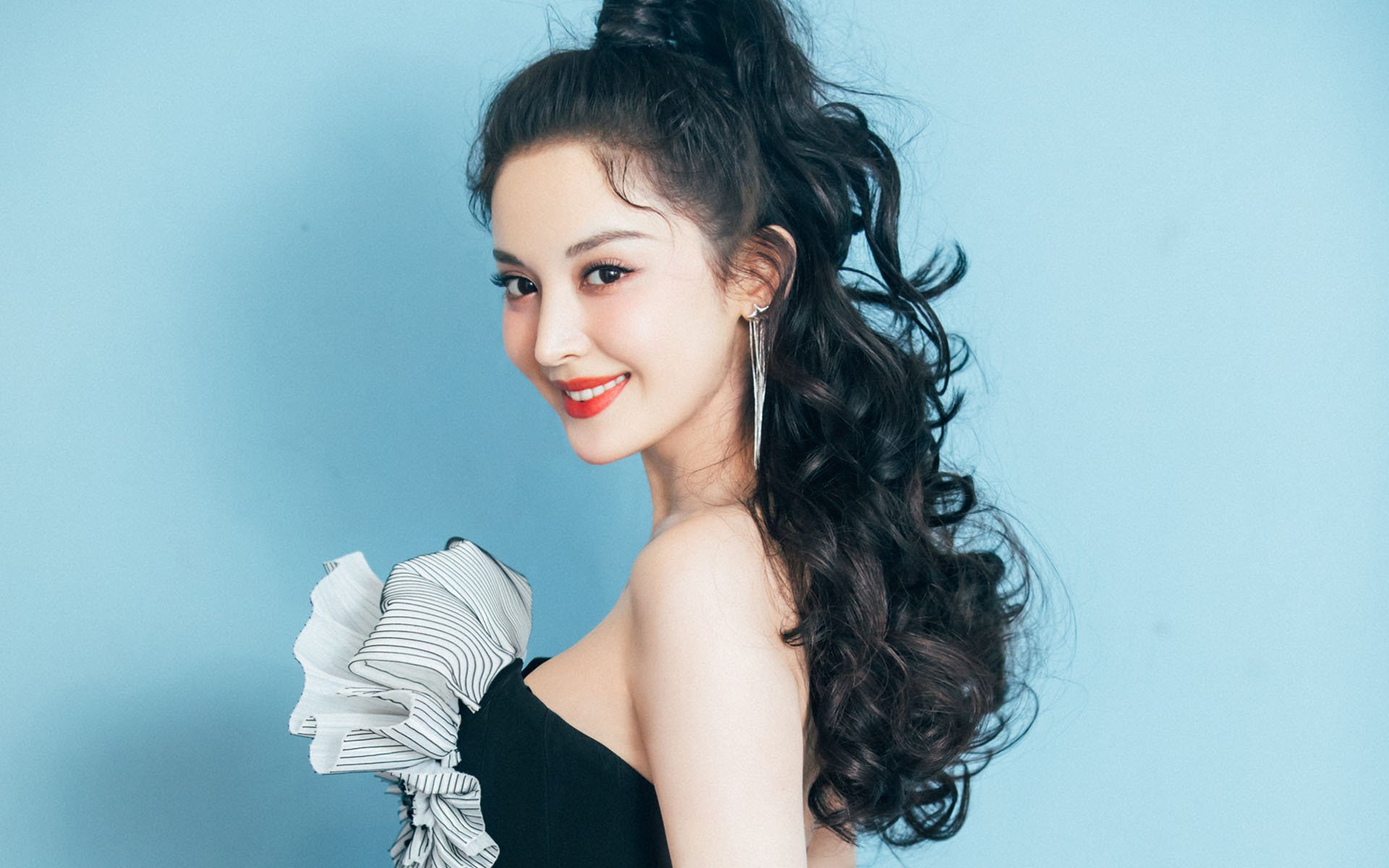 爱游戏tv-压力之下的艺术，莫德里奇如棋手控局，挪威似寒冰加时封喉